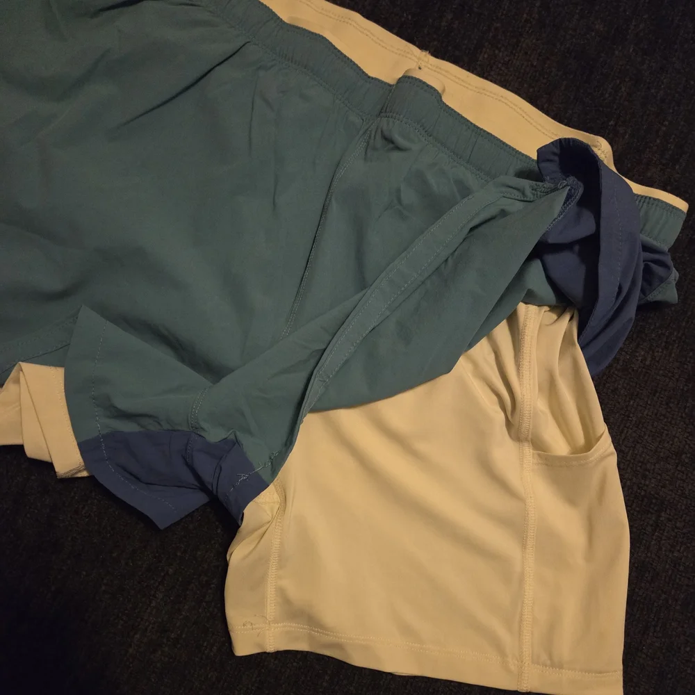 Eddie Bauer lightweight athletic